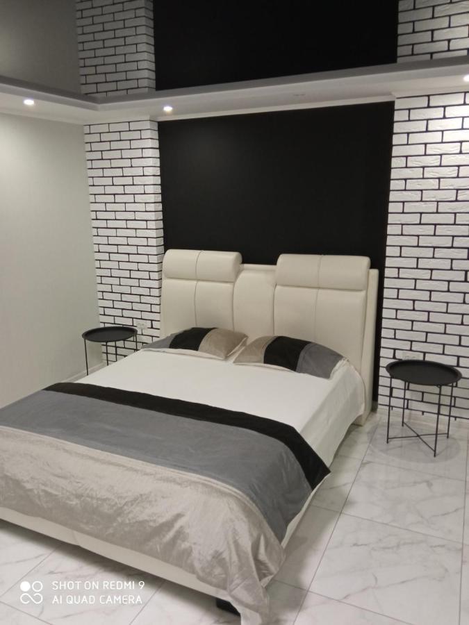 Apartment люкс апартаменты. центр. 95 квартал. *